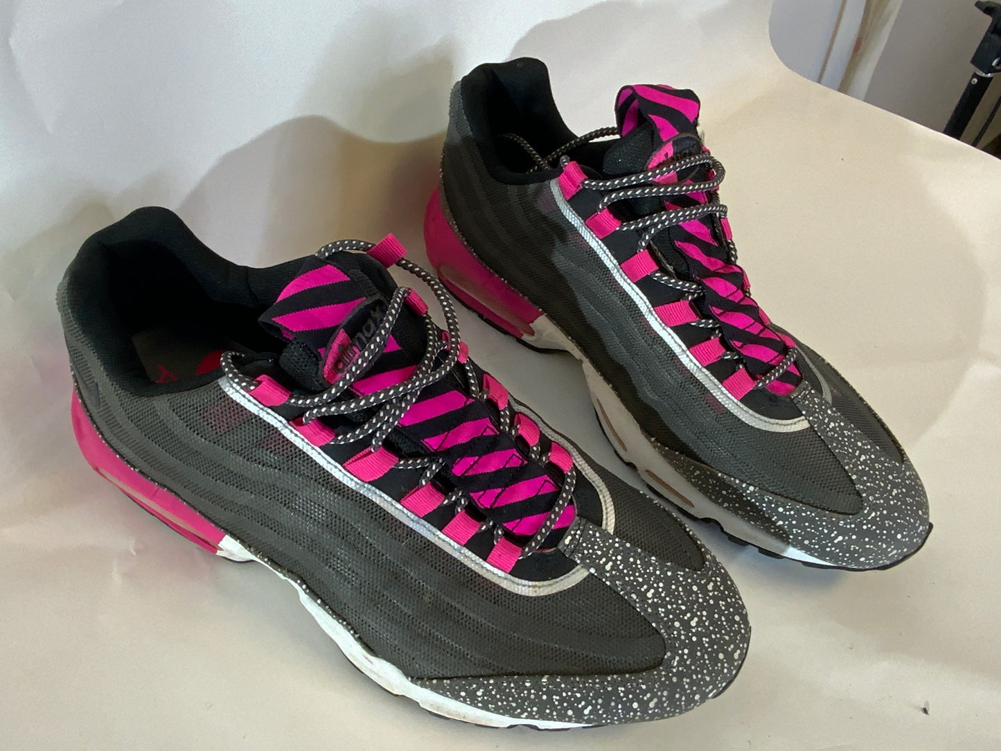 Nike Air Max 95 Premium Fog Pink Panther Spackle Men’s Sneakers