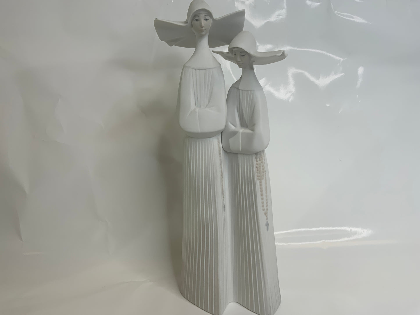 Used Lladro Two Nuns Porcelain Figurine 4611