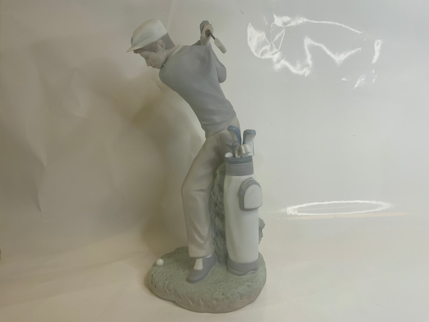 Used Lladro Male Golfer 4824 Large Figurine