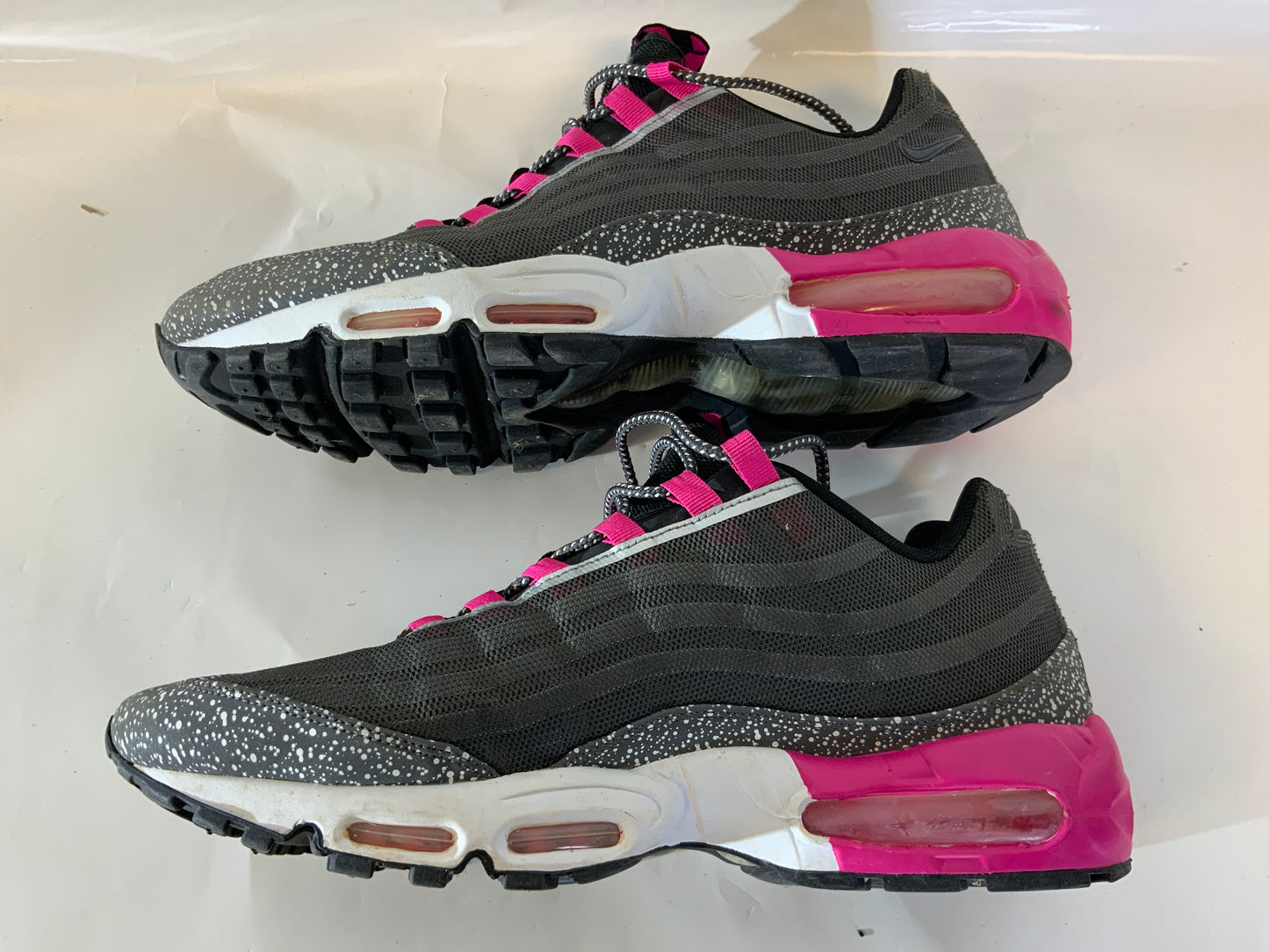 Nike Air Max 95 Premium Fog Pink Panther Spackle Men’s Sneakers