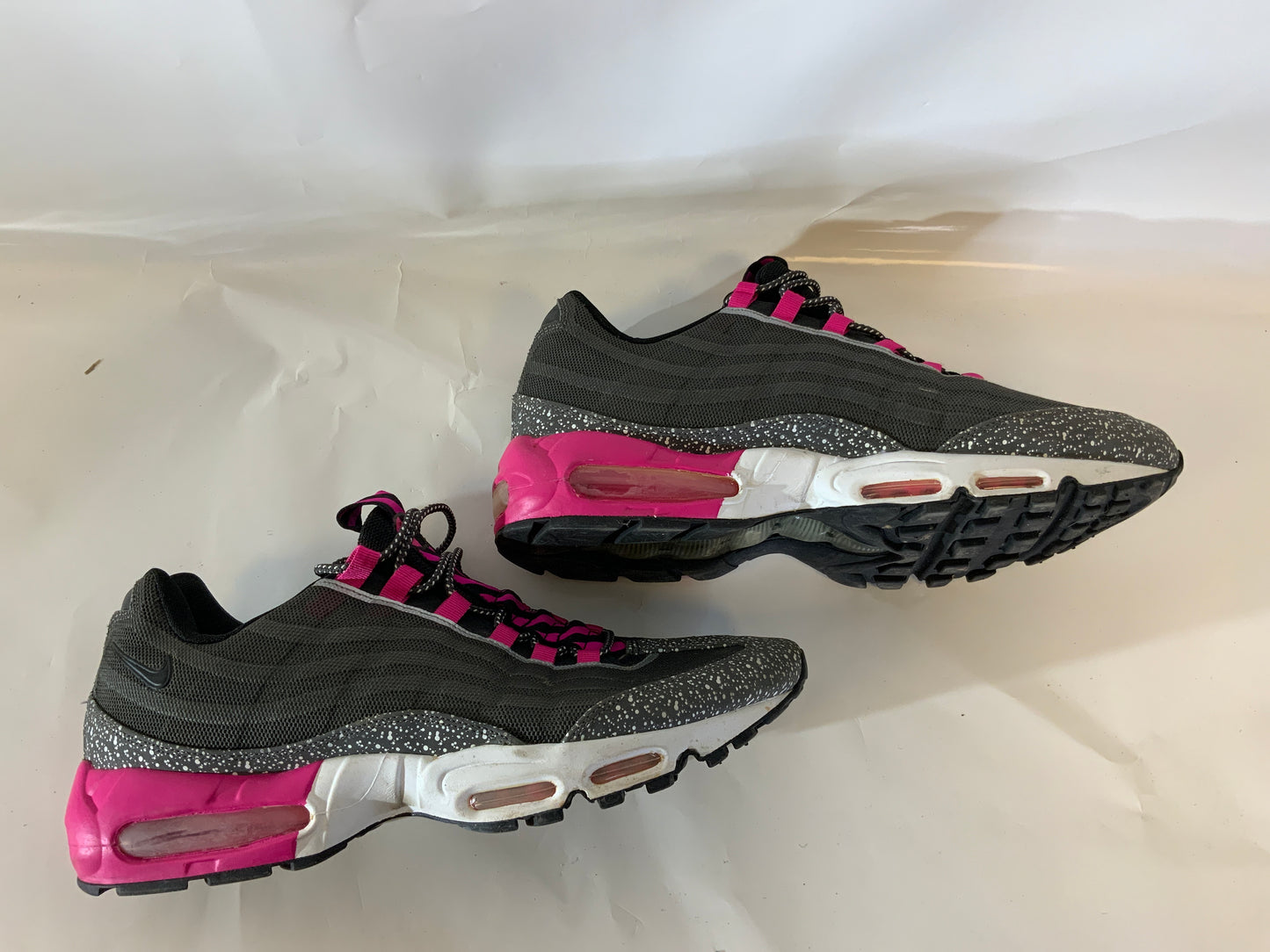 Nike Air Max 95 Premium Fog Pink Panther Spackle Men’s Sneakers