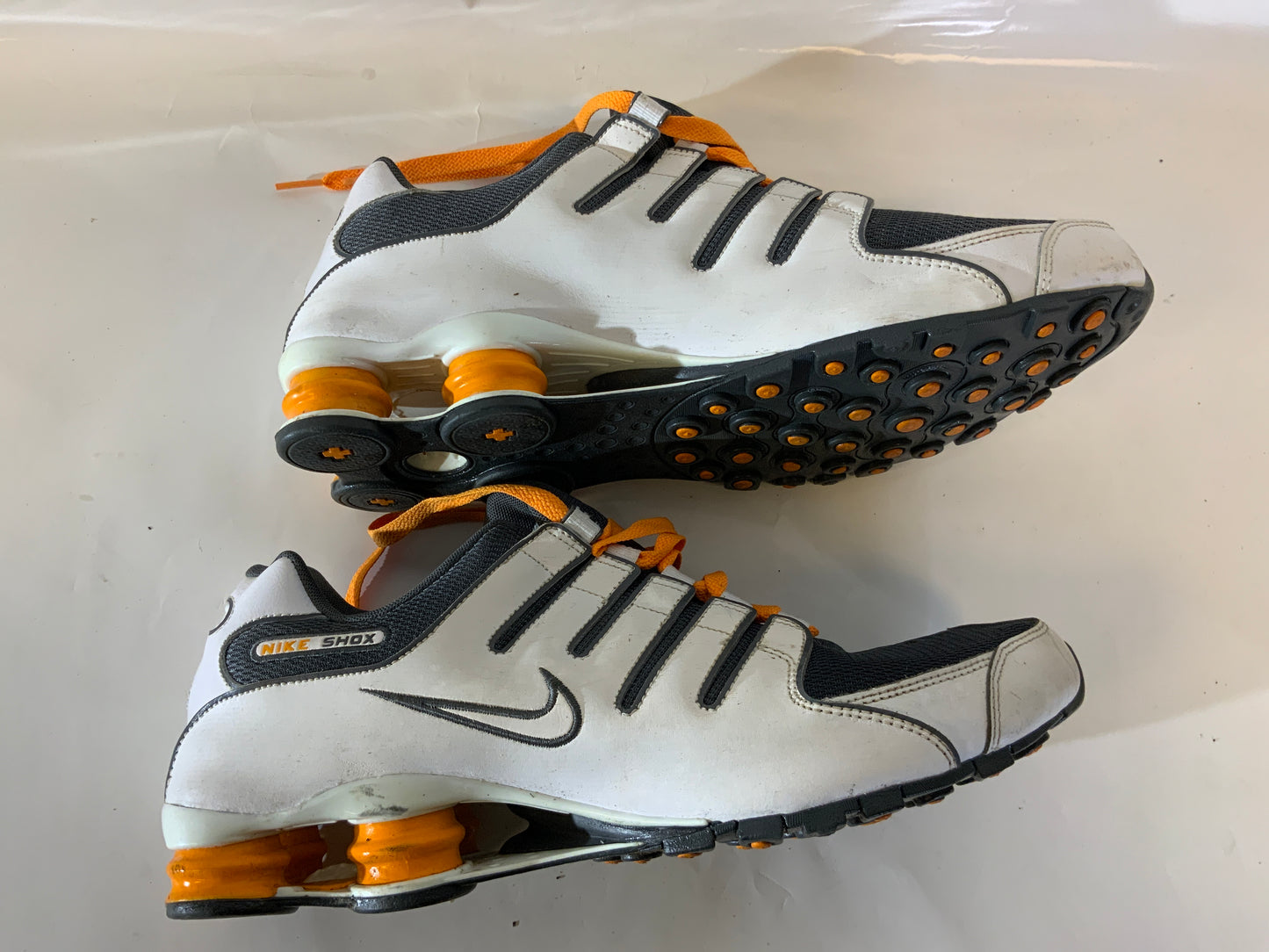 USED Nike Shox Premium Vietna Men’s 13 Black Orange Shoe Athletic Sneakers