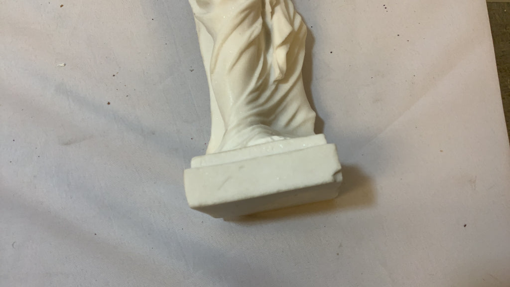 USED Estia Creations Aphrodite Statue Venus Sculpture Goddess of Love Statue