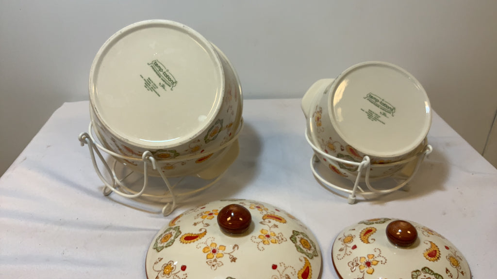 USED Temptation Paisley Cream, Orange Round Casserole With Lid Holder Plate 2.5 Qt