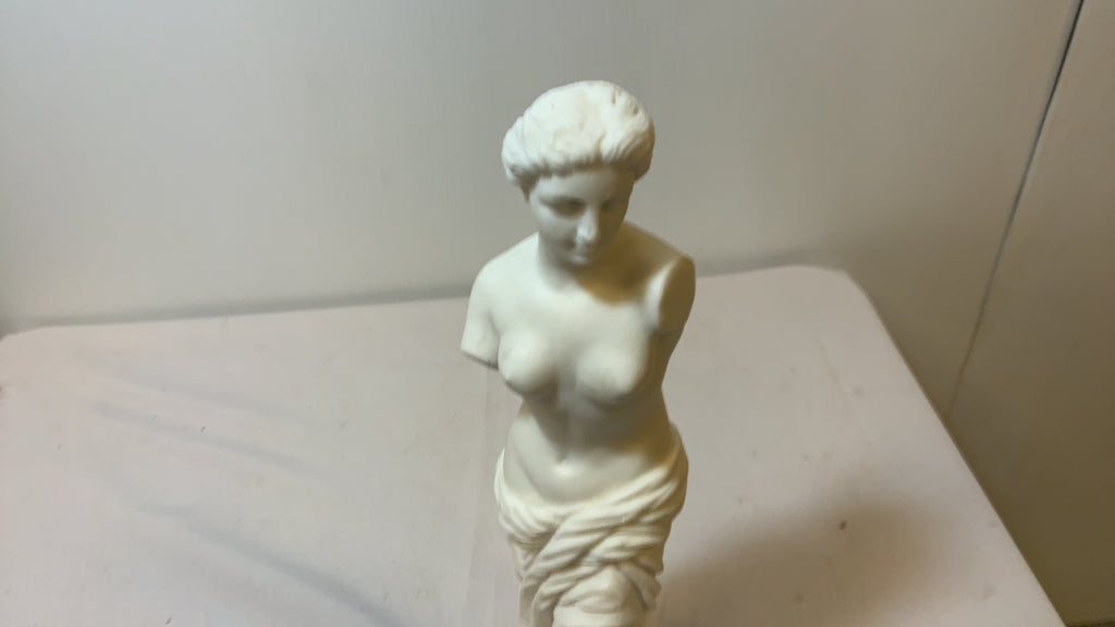 USED Estia Creations Aphrodite Statue Venus Sculpture Goddess of Love Statue