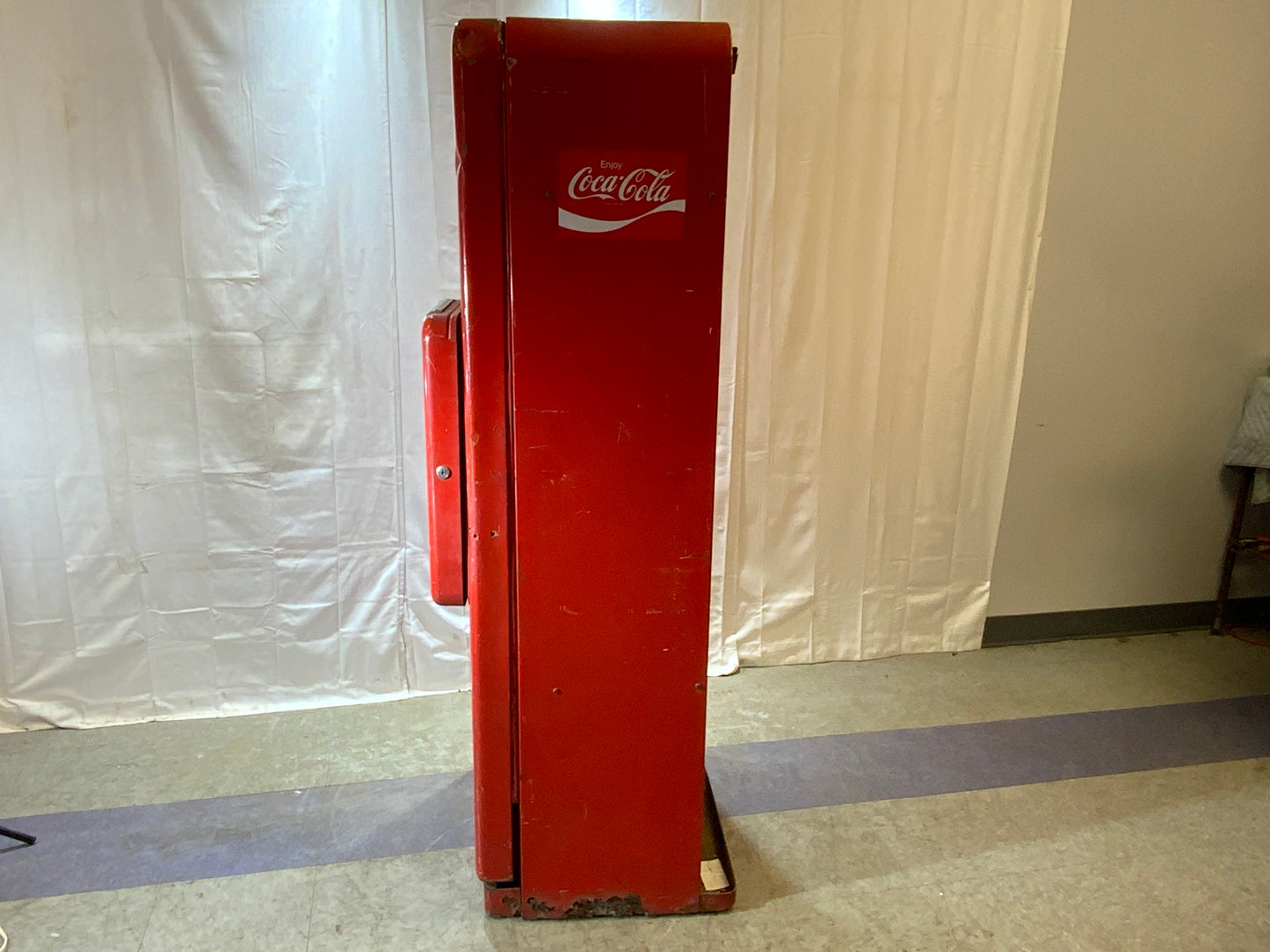 USED Vintage Antique Coca-Cola Vending Machine Model # 249